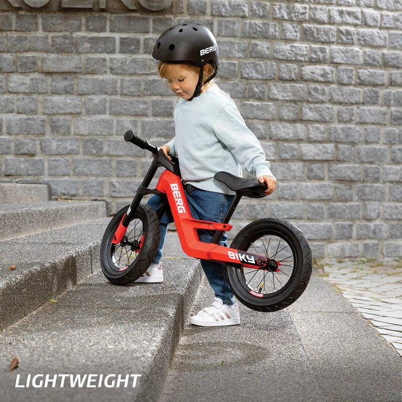 Berg Vélo D'équilibre Biky Cross Bleu Avec Frein à Mains 2-5 Ans 4 Berg Vélo D'équilibre Biky Cross Bleu Avec Frein à Mains 2-5 Ans – Image 2