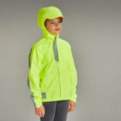 BTWIN VESTE VÉLO 500 ENFANT PLUIE JAUNE HAUTE VISIBILITÉ -Rogelli Boutique veste velo 500 enfant pluie jaune haute visibilite 2