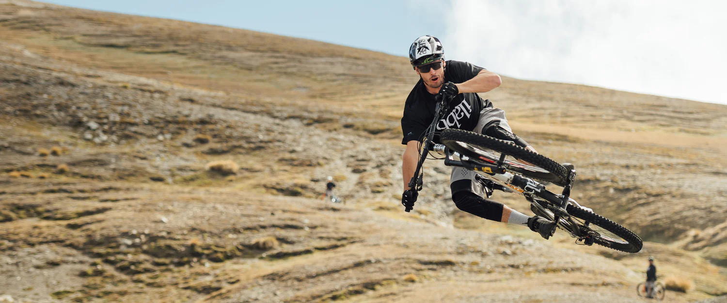 Rogelli Boutique -Rogelli Boutique ilaab traverse capsize tshirt velo montagne